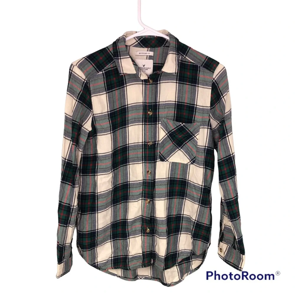 American Eagle Small Boyfriend Fit Flannel - Picture 1 of 2